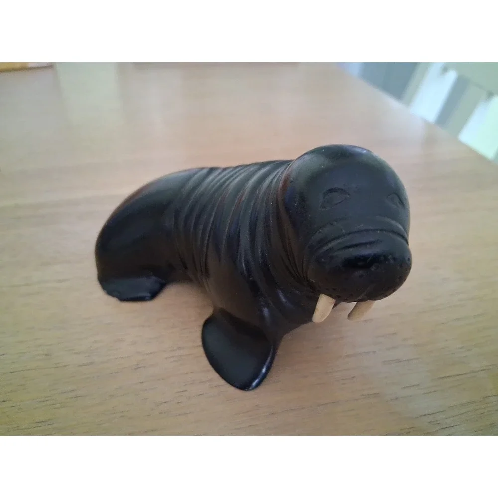 Boma Walrus Figurine. Black.